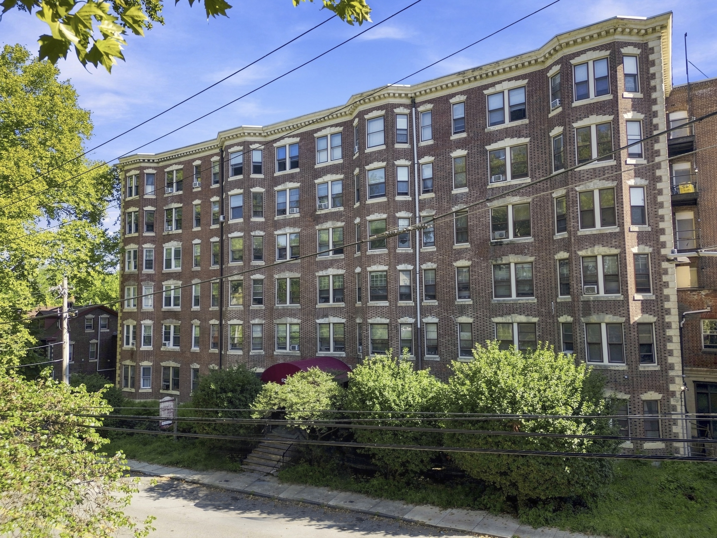 Property thumbnail image