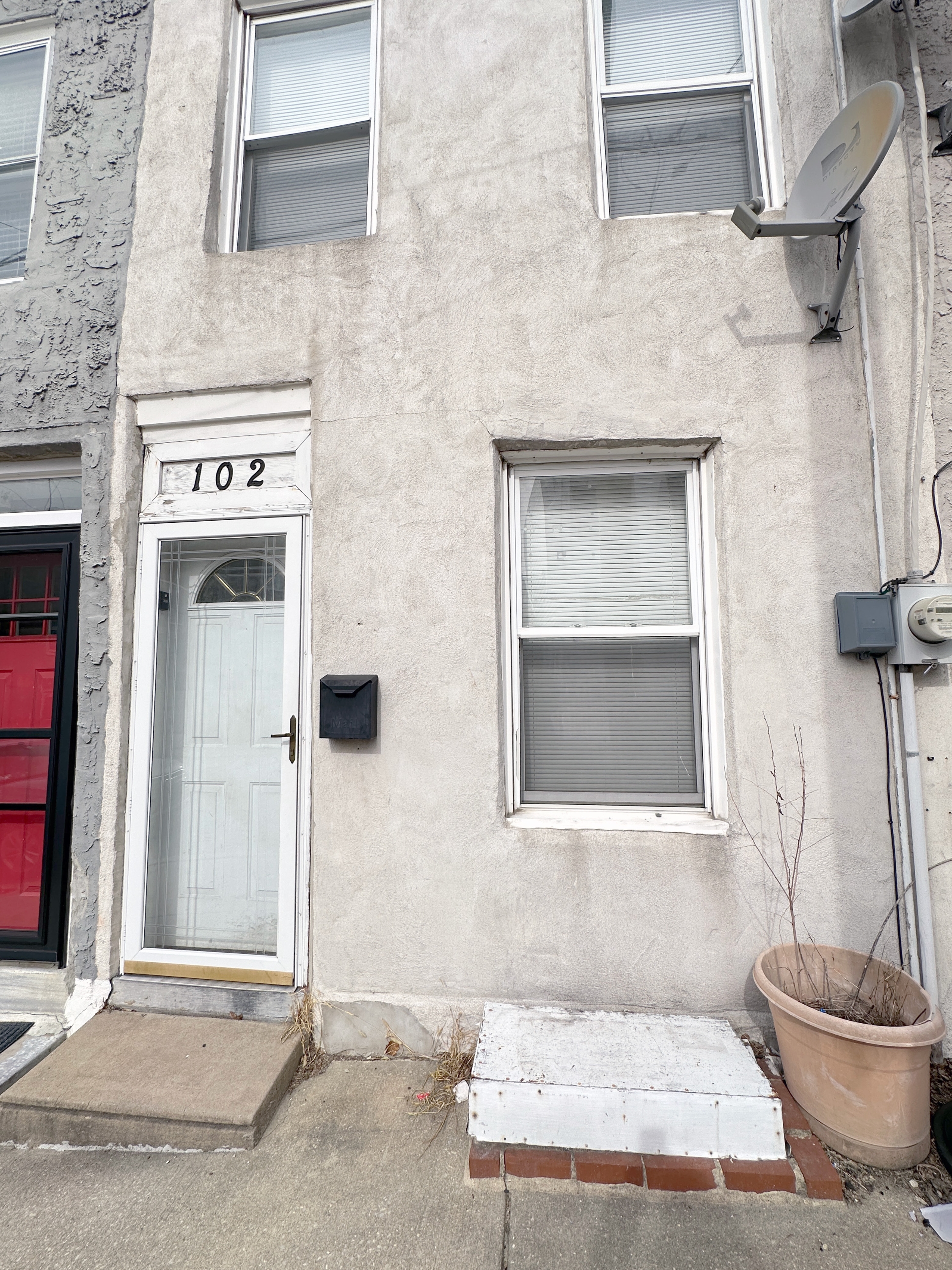 102 Davis Street